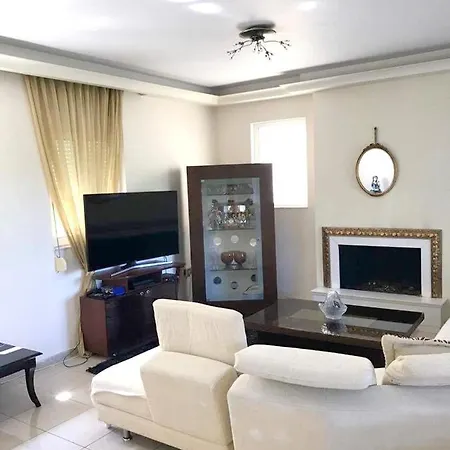 Rhodes Seaside Haven: 3-bedroom Retreat With Garden Koskinou (Rhodes)
