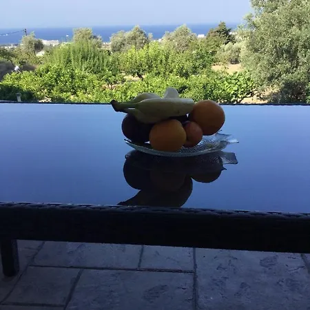 Rhodes Seaside Haven: 3-bedroom Retreat With Garden * Koskinou (Rhodes)